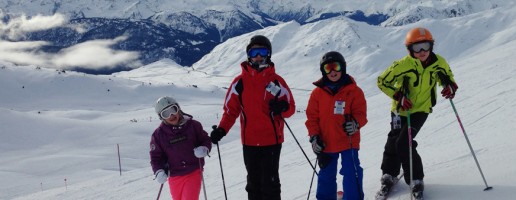Família esquiant. Baqueira Beret Família esquiant. Baqueira Beret